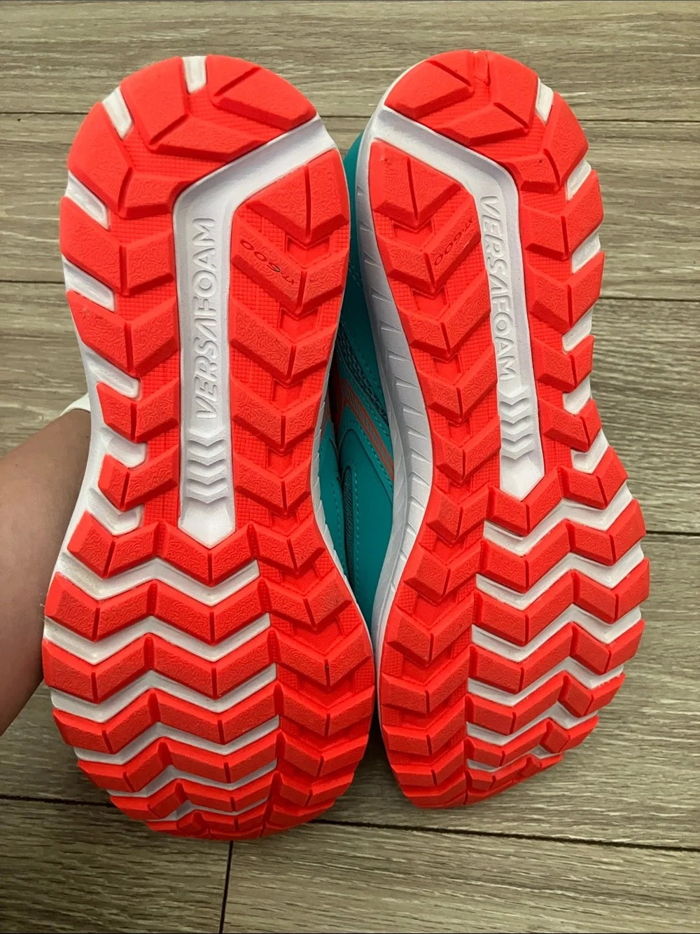 Saucony Cohesion 13 Women’s running shoes size 9